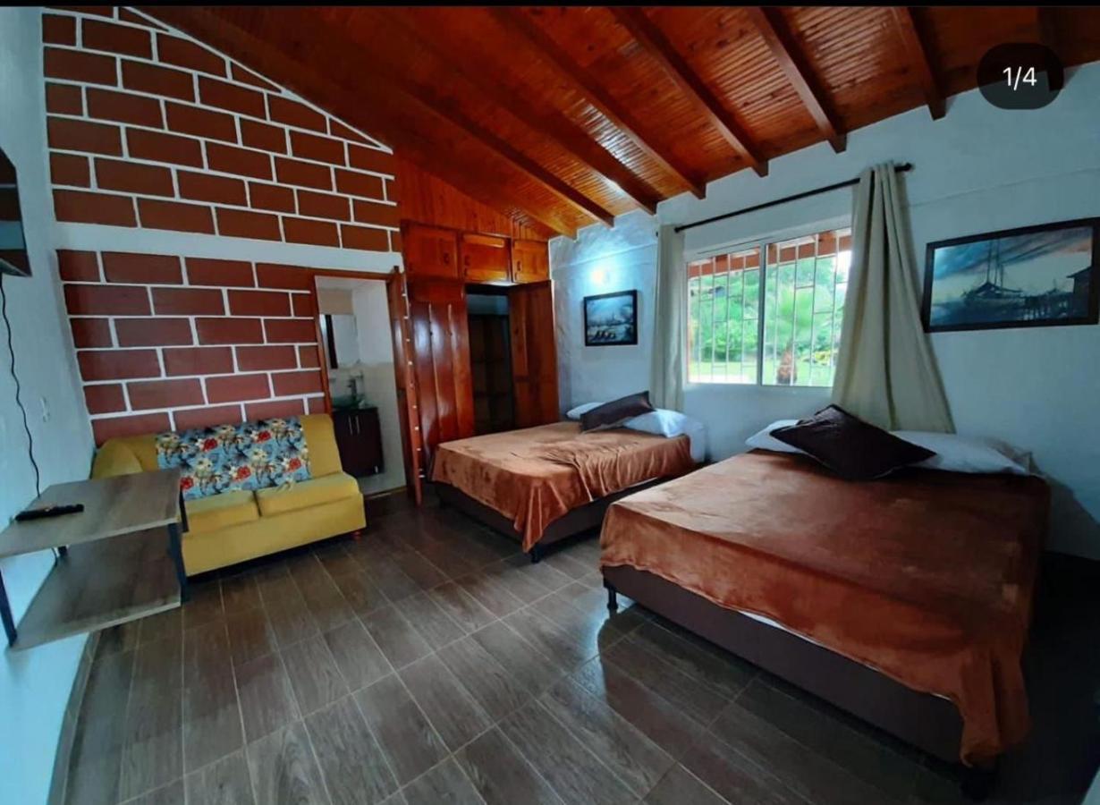 Finca-Hotel Montecarlo Guatape By Hope Eksteriør billede